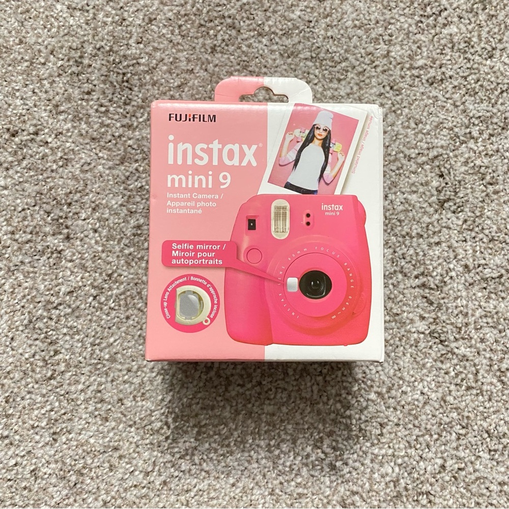 Fujifilm Instax Mini 9 Coral Instant Camera